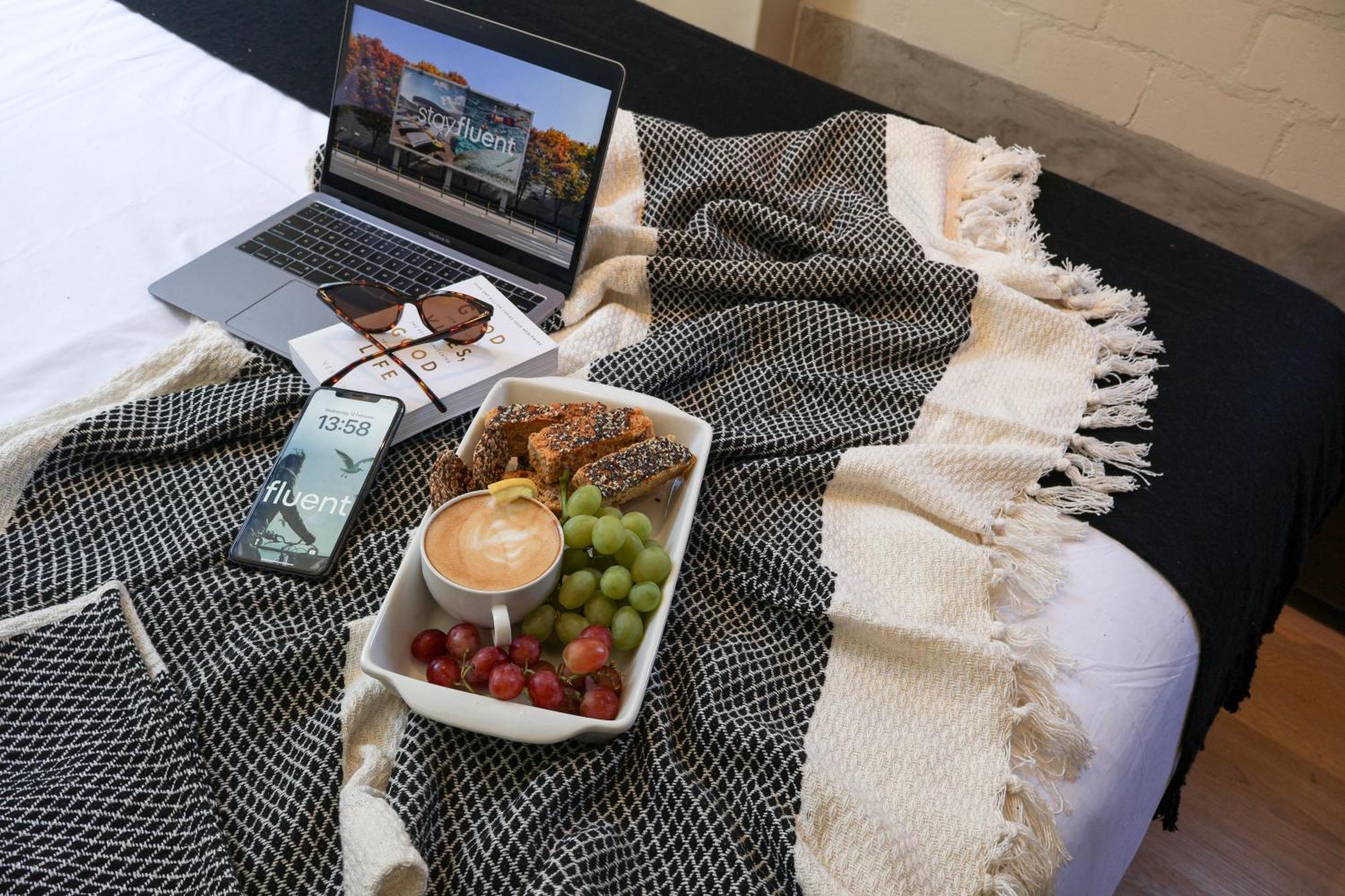 Three43 On B - Fluent Serviced Cape Town