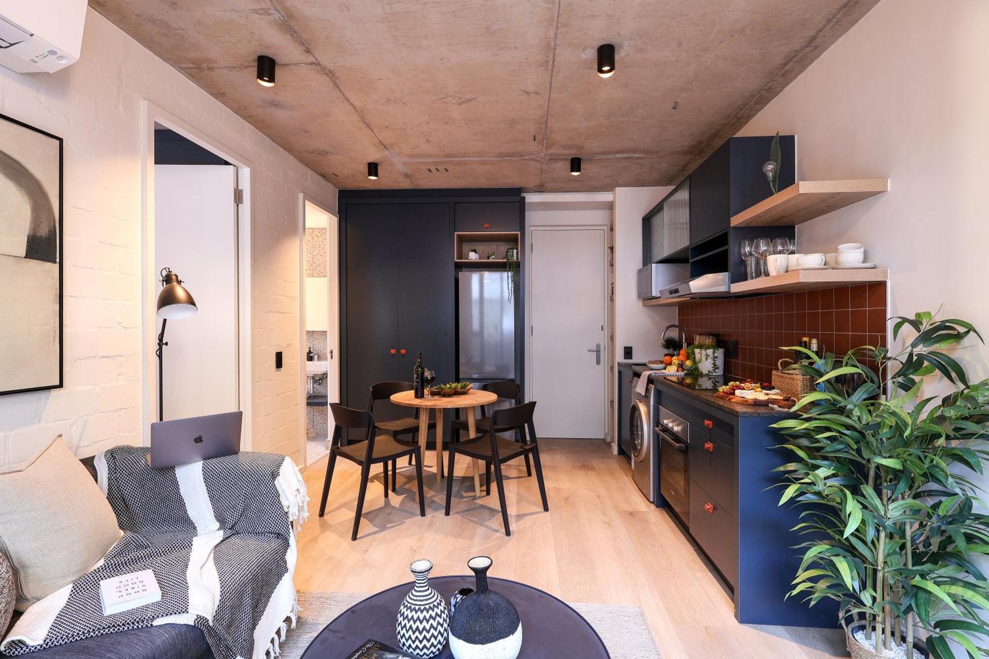 Three43 On B - Fluent Serviced Apartment