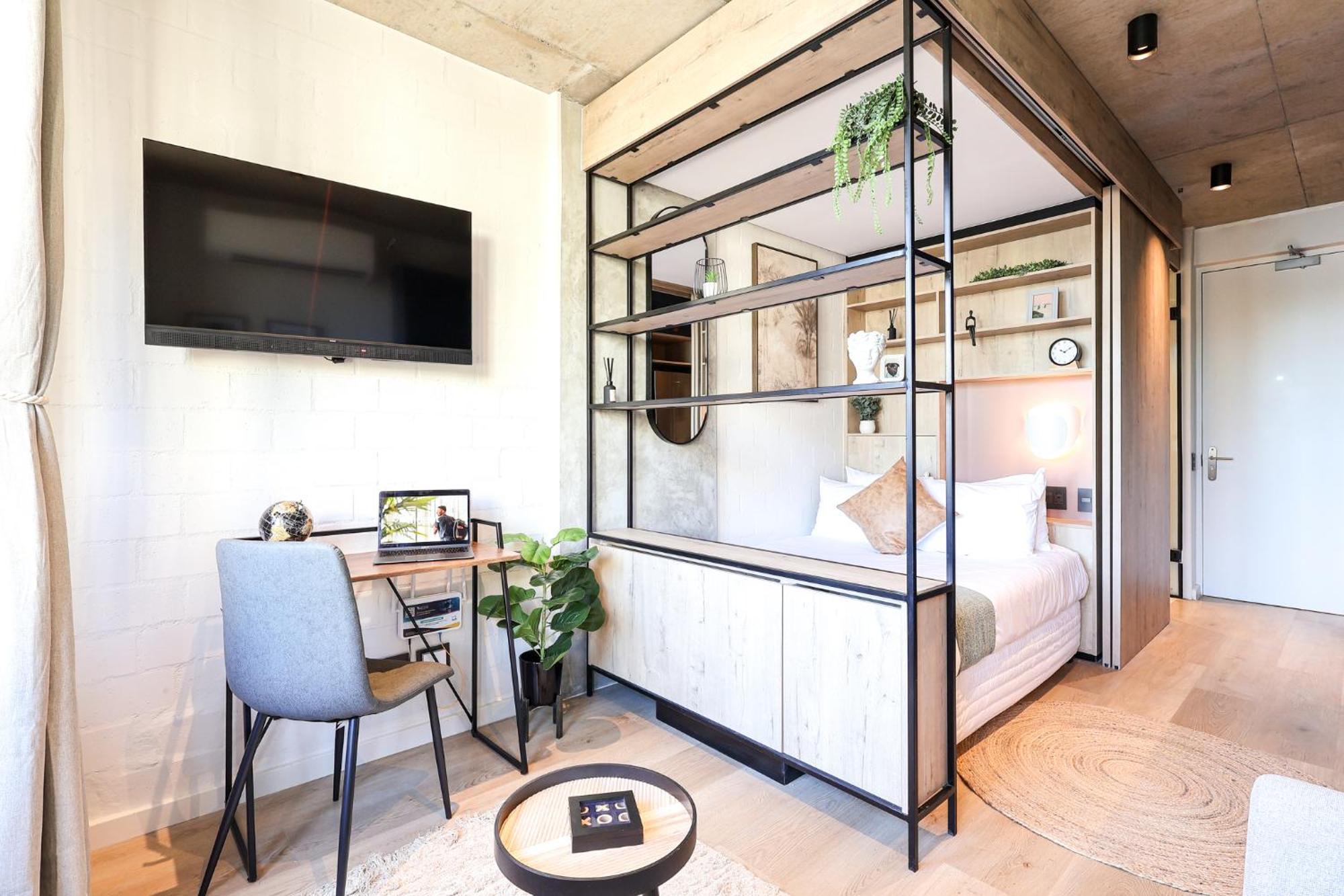 Apartment Three43 On B - Fluent Serviced