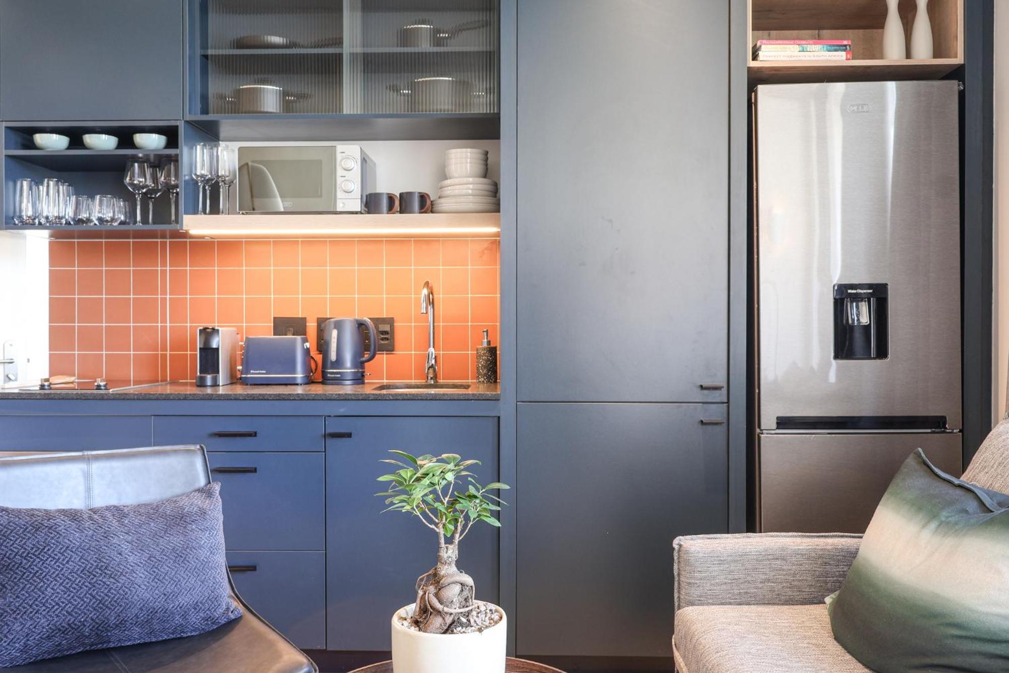 Apartment Three43 On B - Fluent Serviced