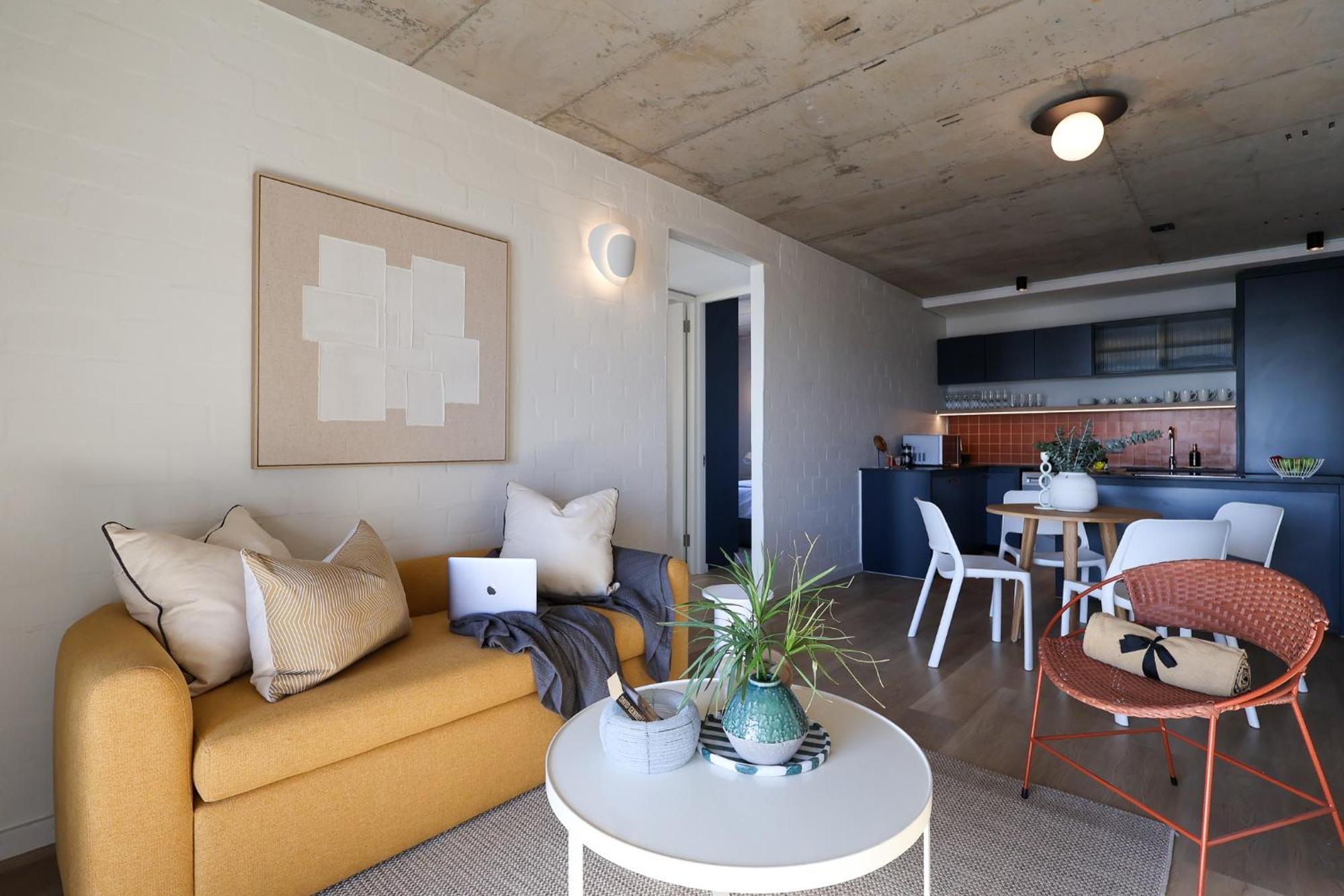 Three43 On B - Fluent Serviced Apartment