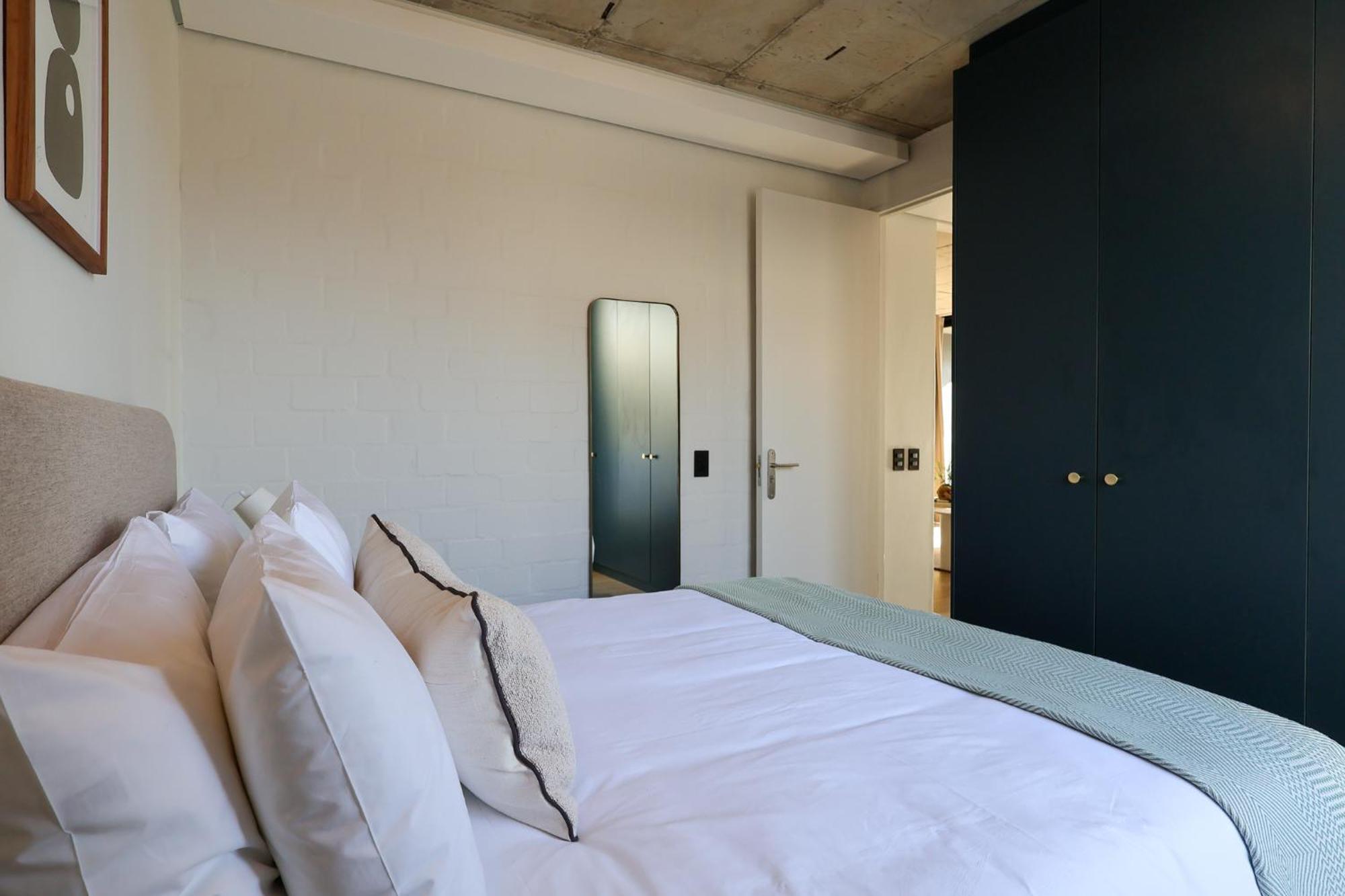 Three43 On B - Fluent Serviced Apartment Cape Town